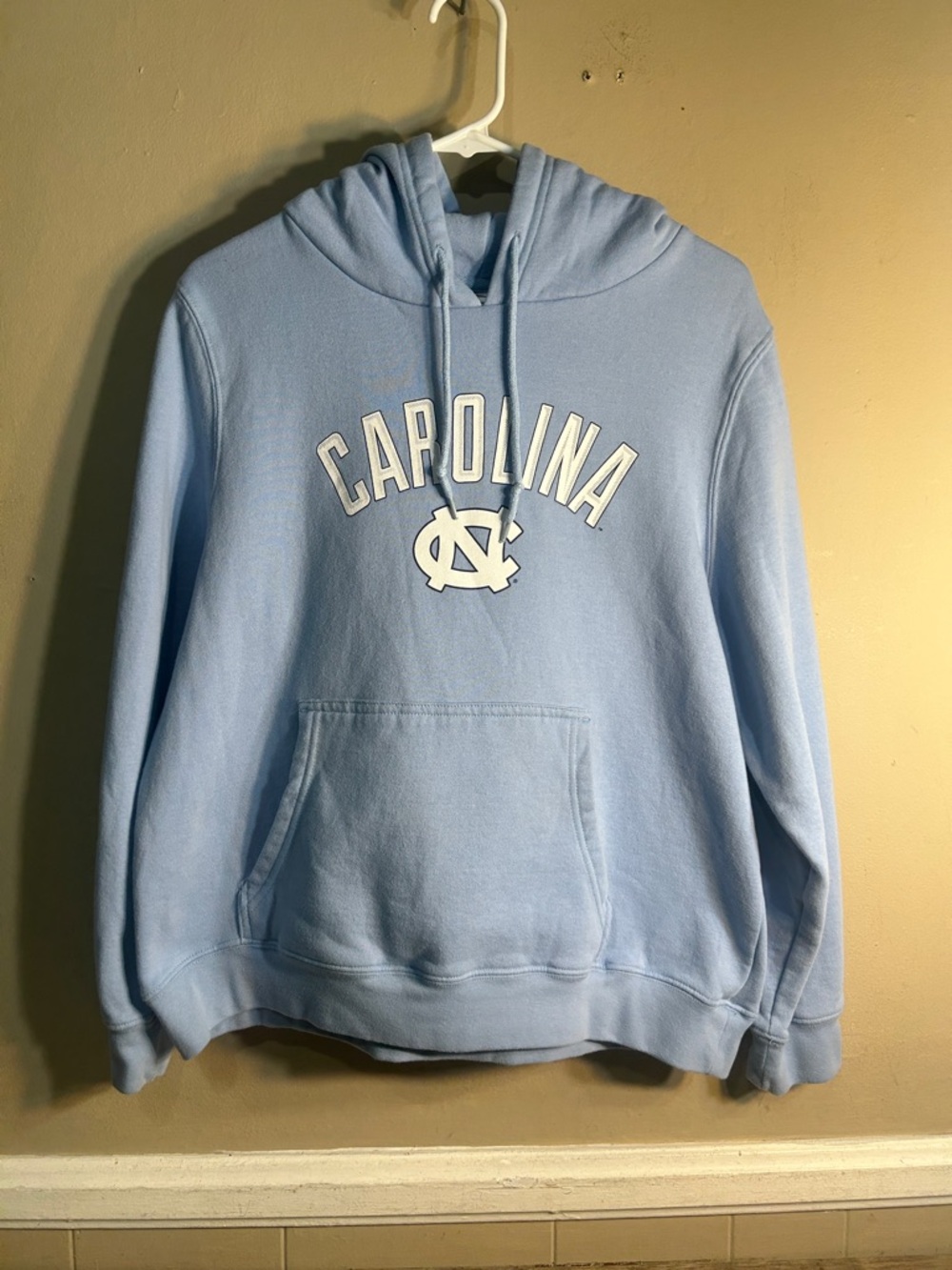 University of North Carolina Tar Heels ProEdge Size XL Women’s 16/18